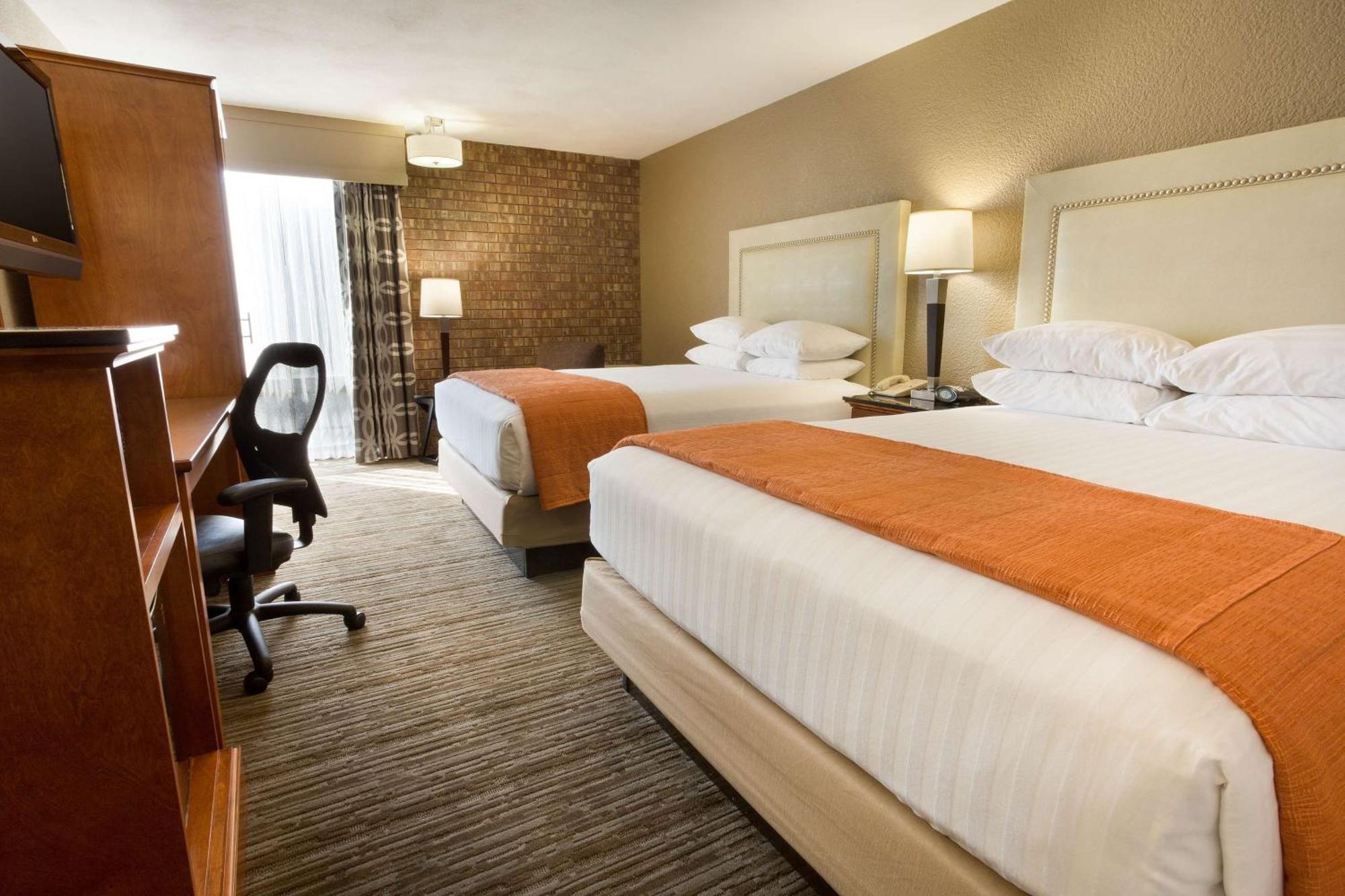 Drury Inn & Suites Austin North Exteriör bild